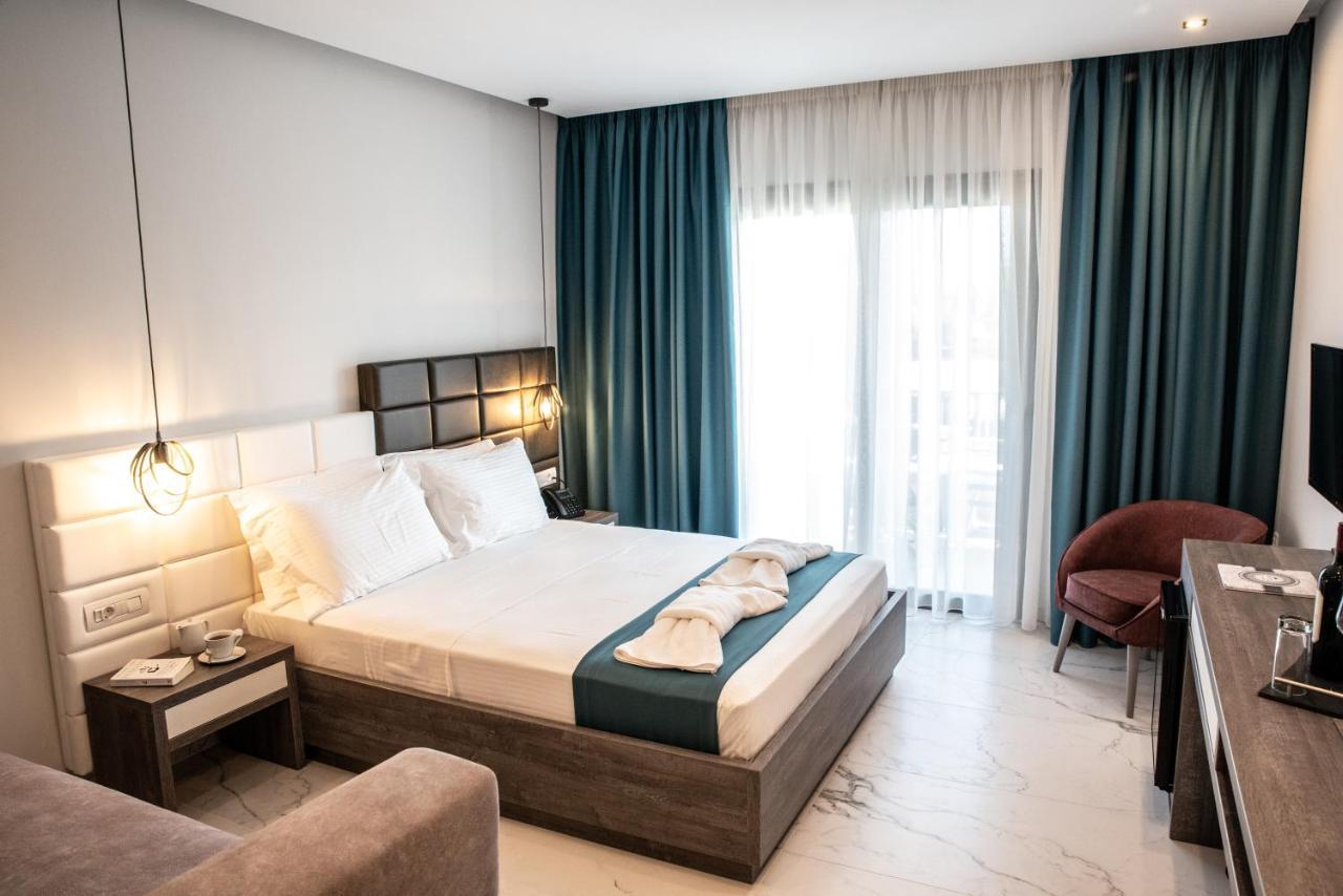 Hotel Lagaria 4*