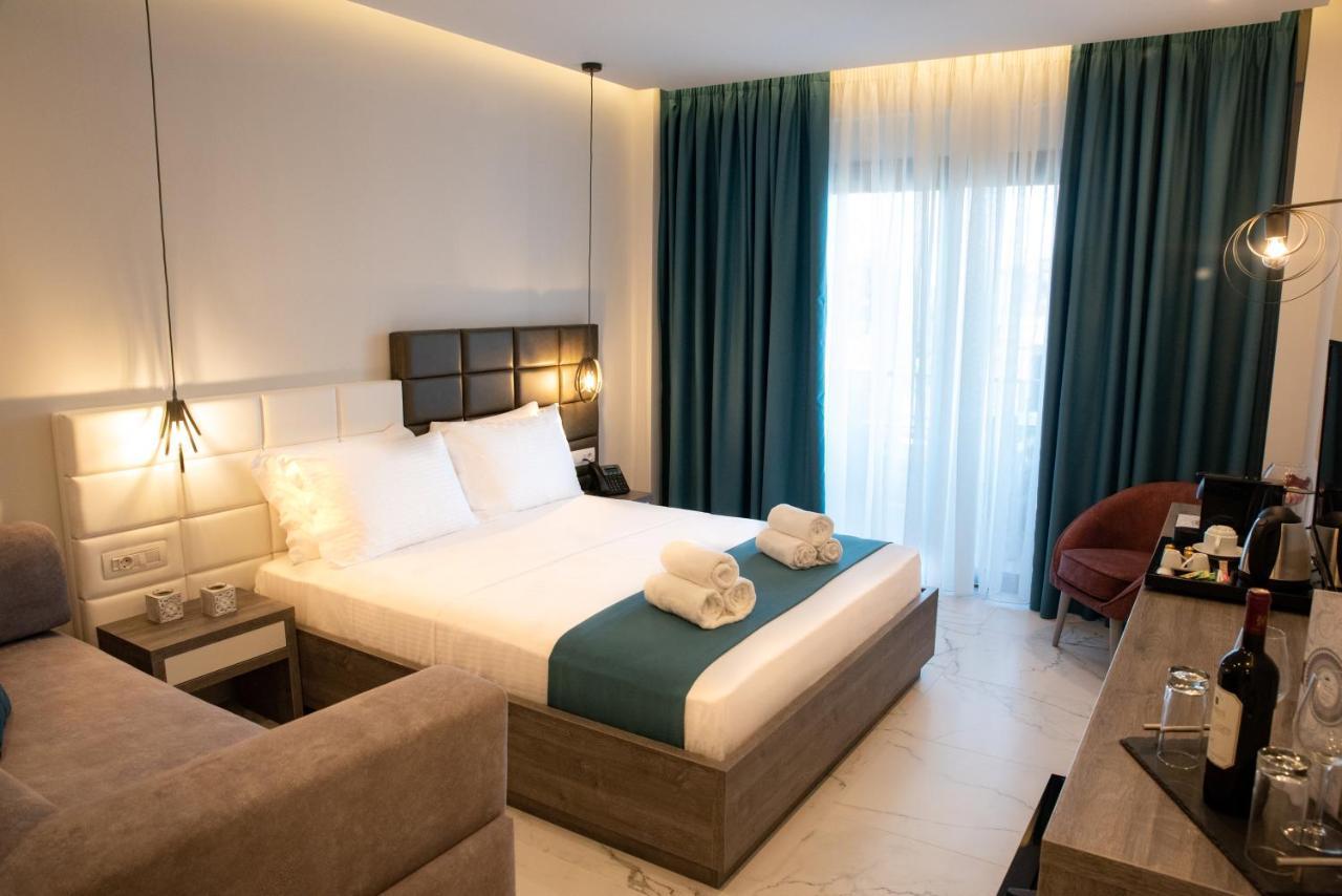 Lagaria 4* Afytos