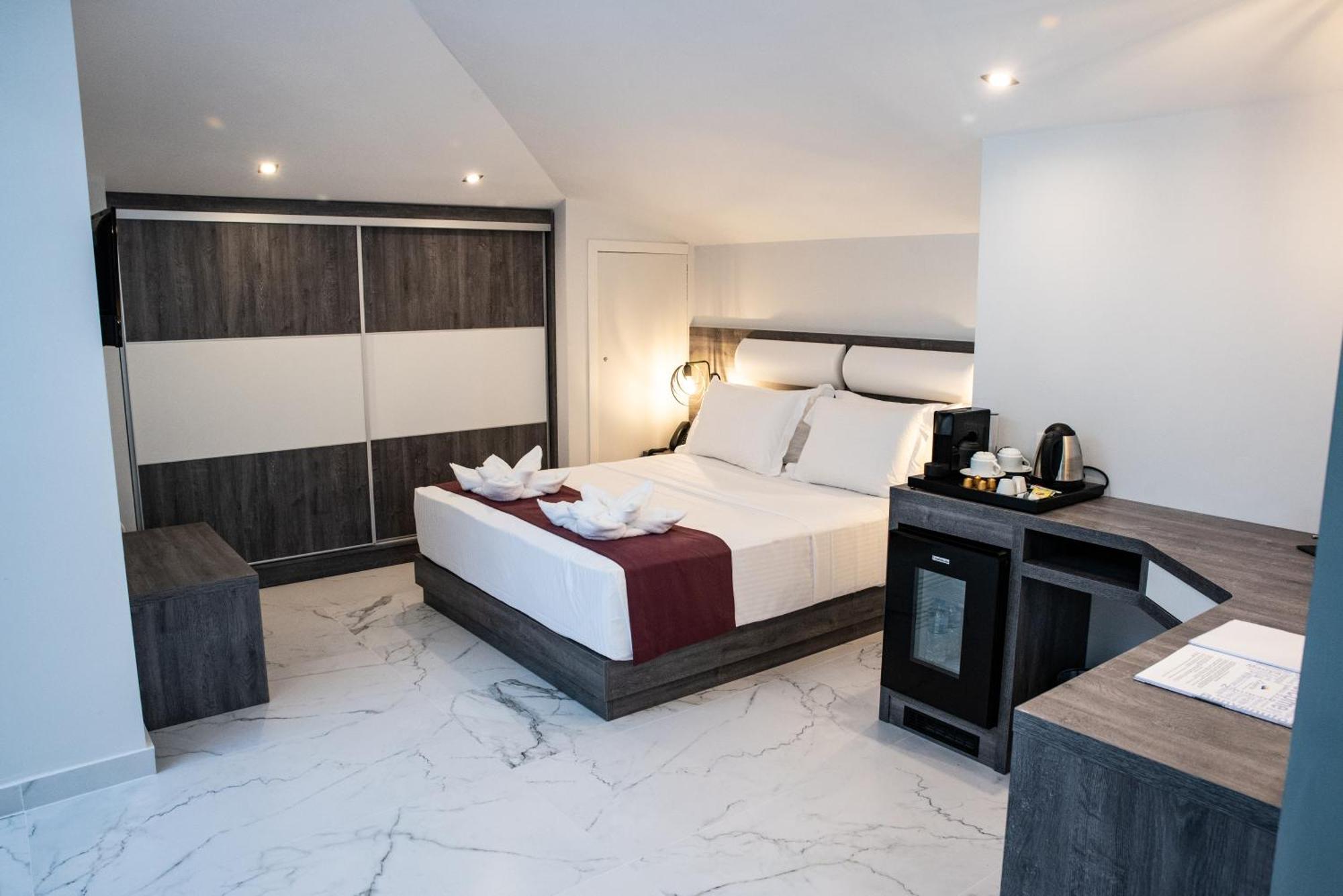 Lagaria Hotel